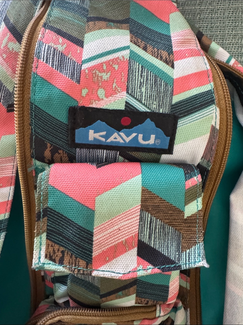 KAVU Rope Sling Bag Chevron Geometric ‎ Outdoor Backpack - Picture 6 of 7